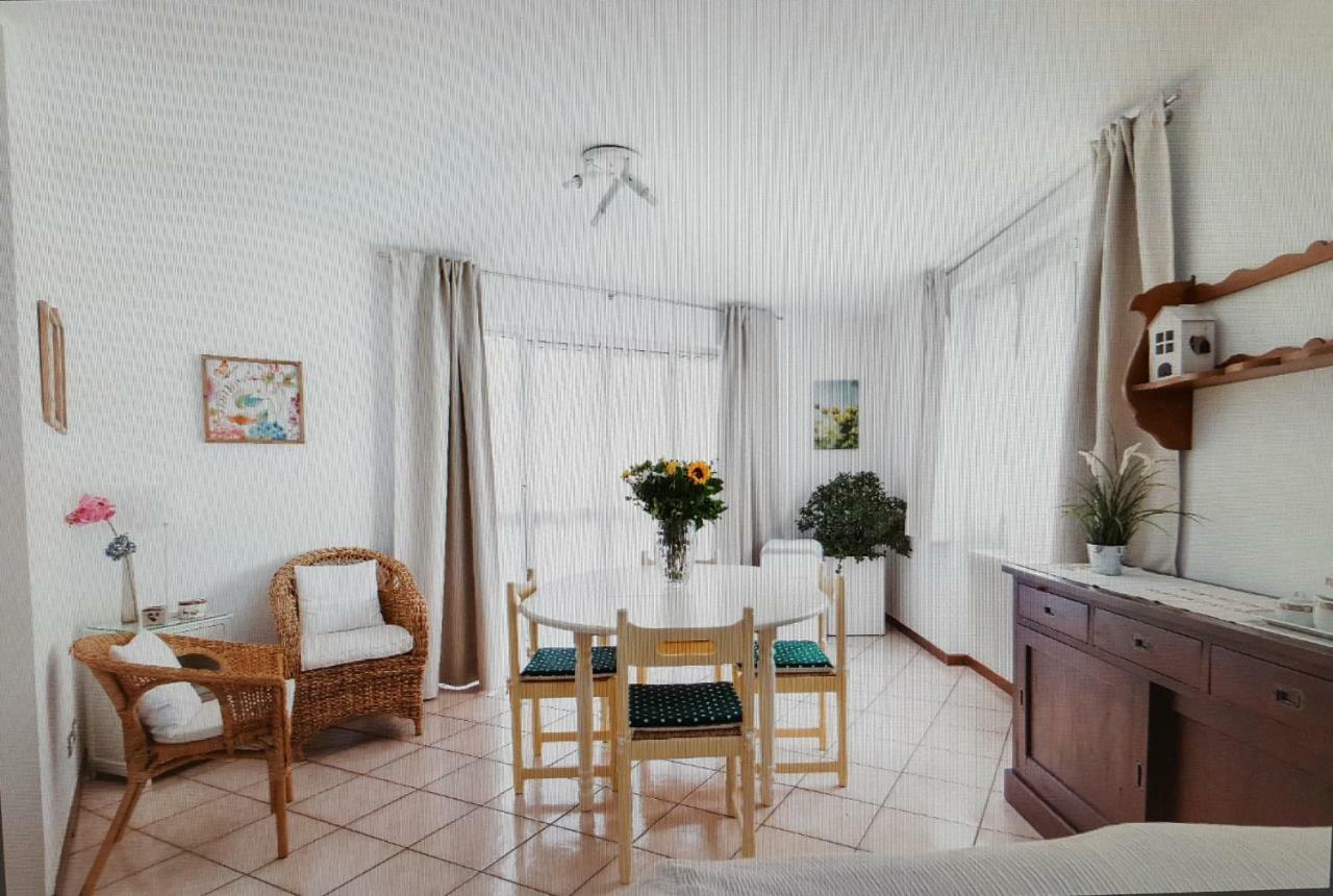 Il Sole, Grande Appartamento In Collina Брунате Екстериор снимка